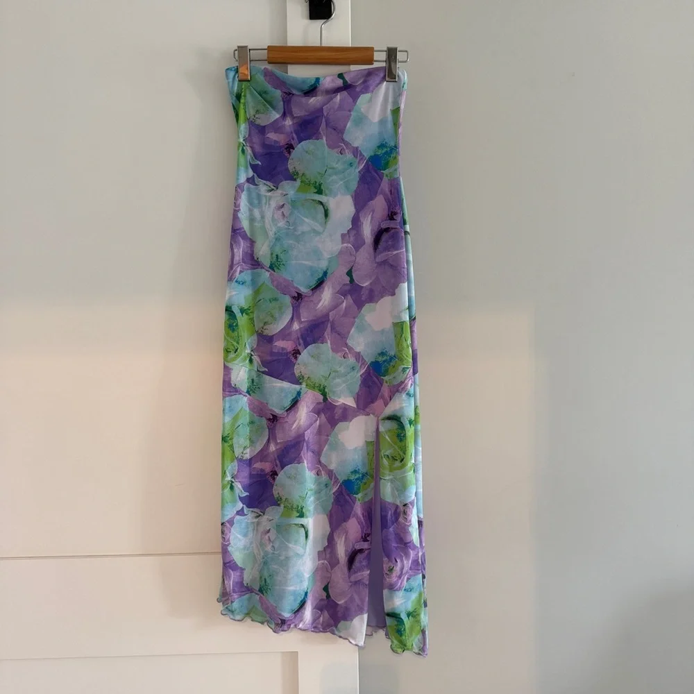 Fashion Nova Floral Strapless Dress With Slit - Picture 1 of 4